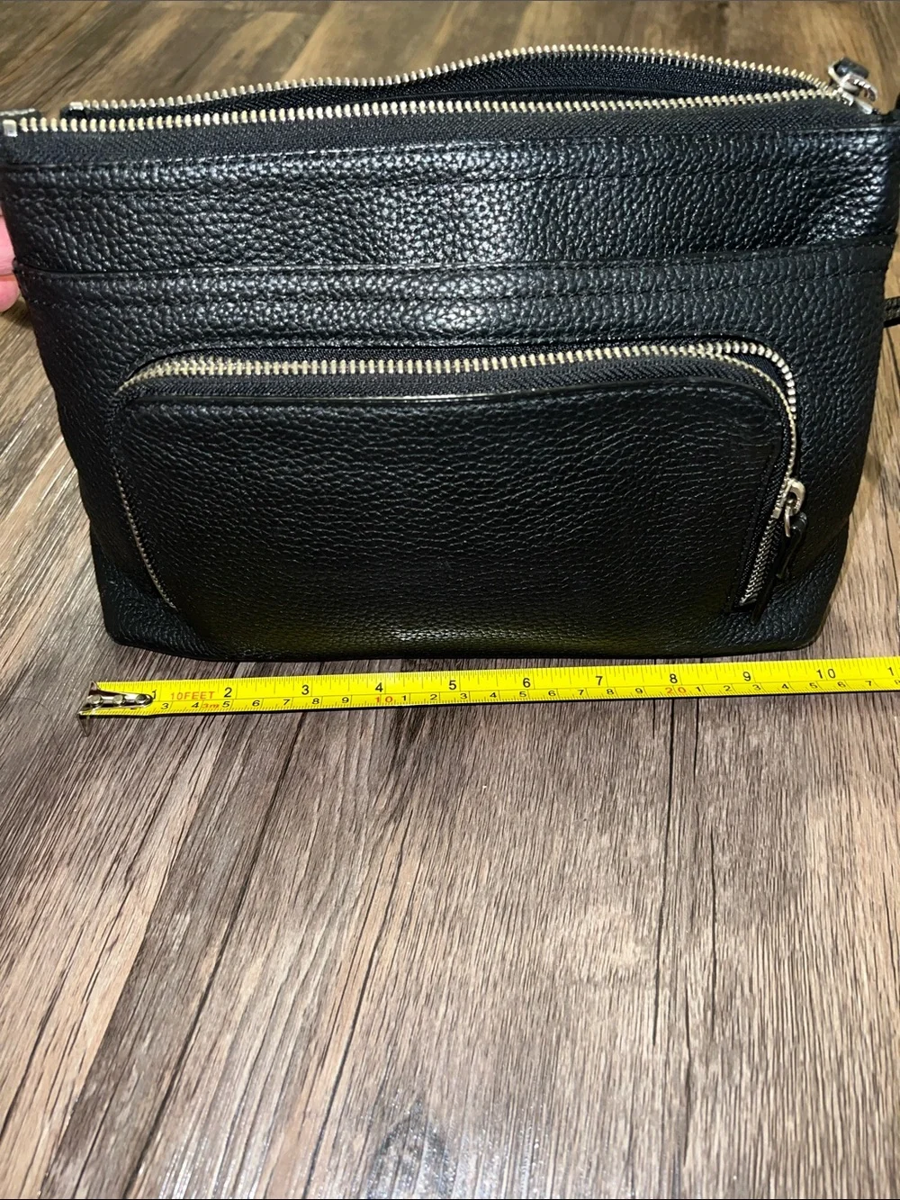 Pebbled Classic Black Leather Crossbody Bag - Picture 2 of 12